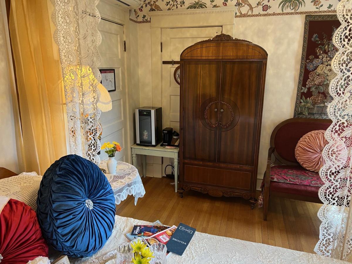 The Abriendo Inn Пуебло Екстериор снимка